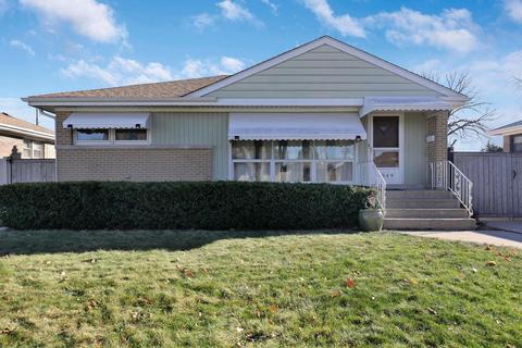 7549 N Nora Ave, Niles, IL 60714