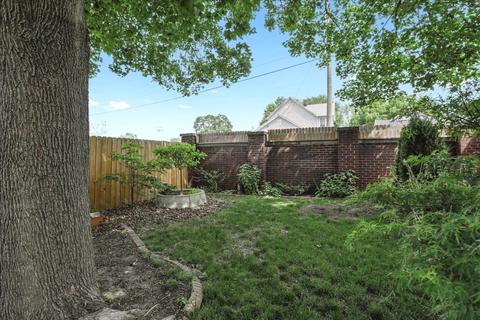 806 E Washington St, Bloomington, IL 61701 photo 19
