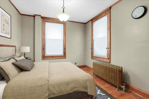 806 E Washington St, Bloomington, IL 61701 photo 9