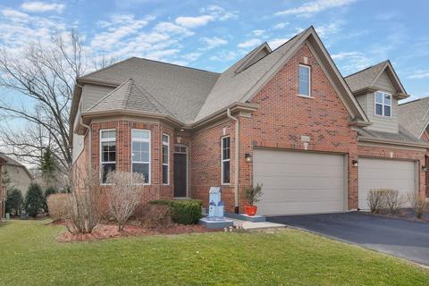 1624 Castle Lawn Ct, Naperville, IL 60565