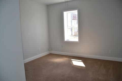 203 E Short St E, Amboy, IL 61310 photo 9