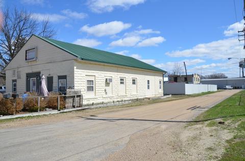203 E Short St E, Amboy, IL 61310 photo 33
