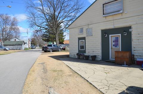 203 E Short St E, Amboy, IL 61310 photo 40