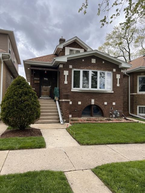7937 W Westwood Dr W, Elmwood Park, IL 60707