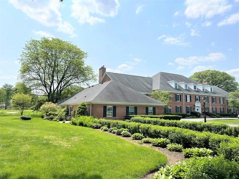 7323 Heritage Ct #1H, Frankfort, IL 60423
