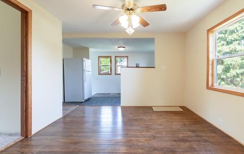 201 E Walnut St, Chatsworth, IL 60921 photo 5