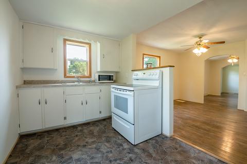 201 E Walnut St, Chatsworth, IL 60921 photo 4