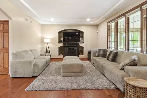 25960 S Castle Gate Dr, Monee, IL 60449 photo 3