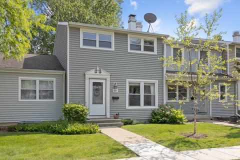 1815 Largo Ct, Schaumburg, IL 60194