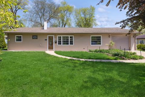443 Hazelwood Ln, Glenview, IL 60025