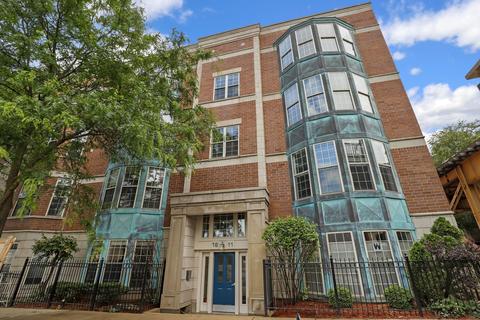 1811 W Addison St #3E, Chicago, IL 60613