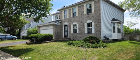1142 Buckingham Dr, Carol Stream, IL 60188