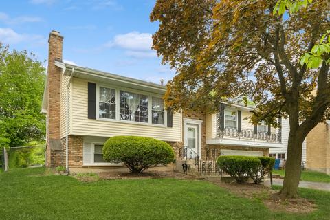 17717 Larkspur Ln, Homewood, IL 60430