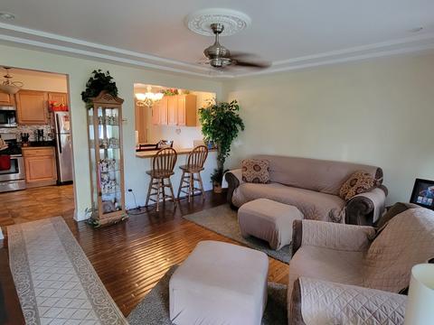 153 Richton Rd, Steger, IL 60475 photo 4