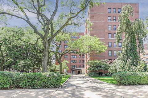 4900 N Marine Dr #511, Chicago, IL 60640