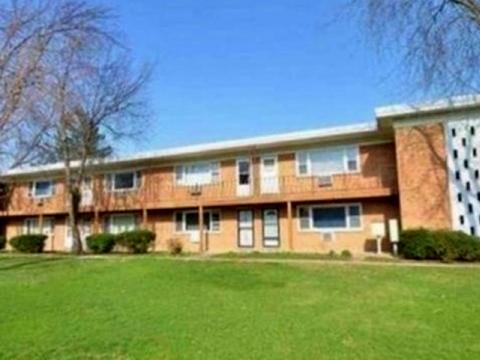 239 Northway Park Rd #9, Machesney Park, IL 61115
