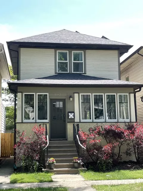 1182 S East Ave, Oak Park, IL 60304