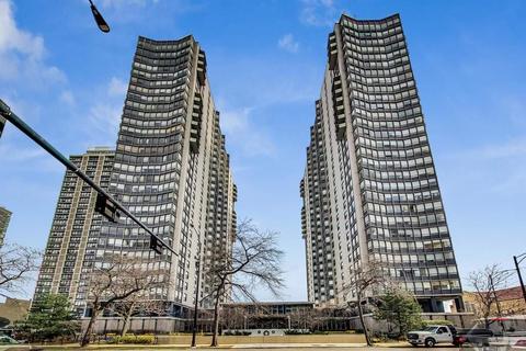 5701 N Sheridan Rd #21R, Chicago, IL 60660