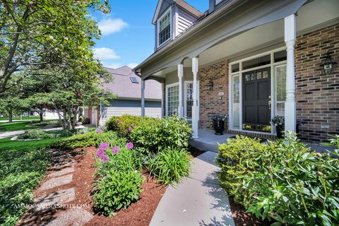1161 Midwest Ln, Wheaton, IL 60189 photo 3