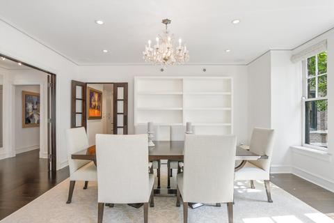 20 E Cedar St #2E, Chicago, IL 60611 photo 12