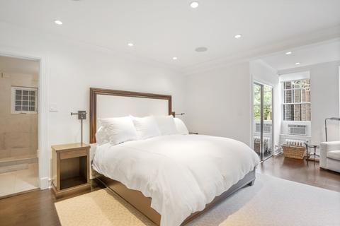 20 E Cedar St #2E, Chicago, IL 60611 photo 28