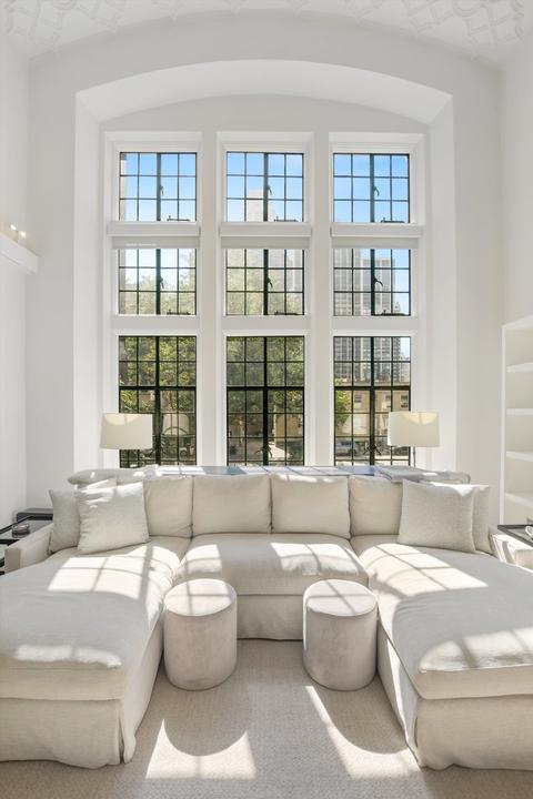 20 E Cedar St #2E, Chicago, IL 60611 photo 11