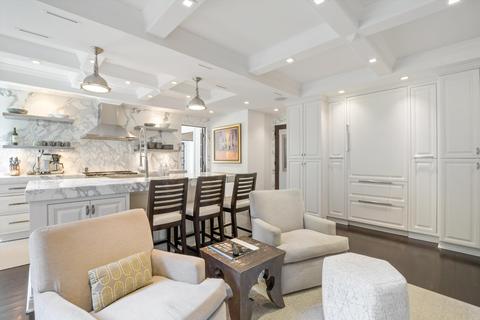 20 E Cedar St #2E, Chicago, IL 60611 photo 16