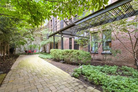 20 E Cedar St #2E, Chicago, IL 60611 photo 37