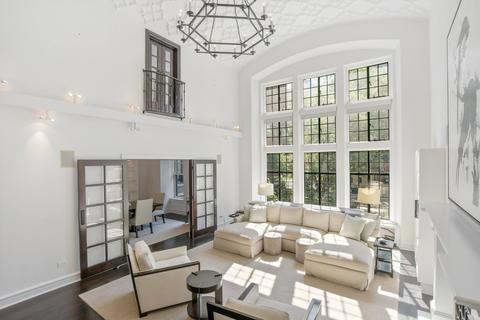20 E Cedar St #2E, Chicago, IL 60611 photo 7