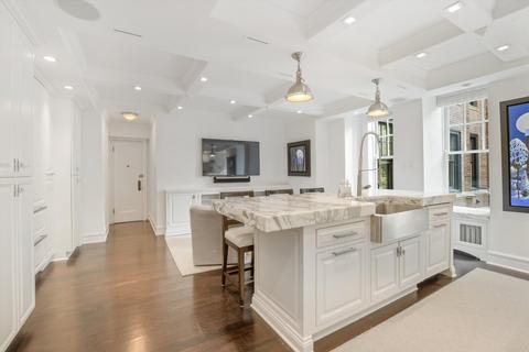 20 E Cedar St #2E, Chicago, IL 60611 photo 14