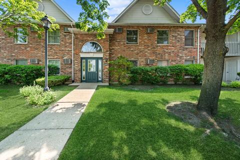 4400 W Shamrock Ln #2A, Mchenry, IL 60050