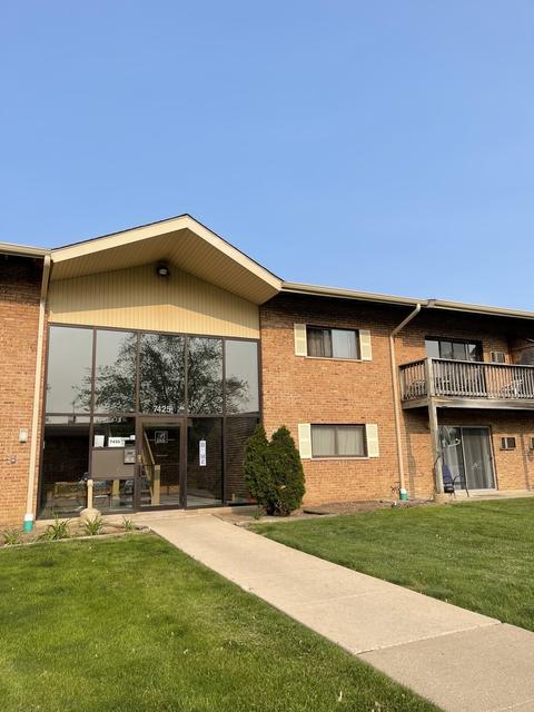 7425 Brookdale Dr #2-202, Darien, IL 60561
