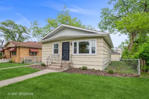 14623 Lexington Ave, Harvey, IL 60426