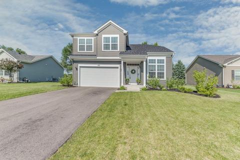 431 E Dekalb Dr, Maple Park, IL 60151