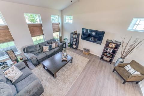 431 E Dekalb Dr, Maple Park, IL 60151 photo 7