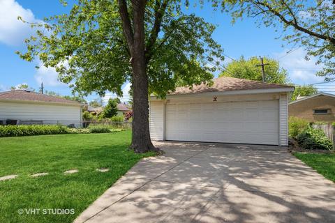 556 Pinehurst Dr, Des Plaines, IL 60016 photo 18