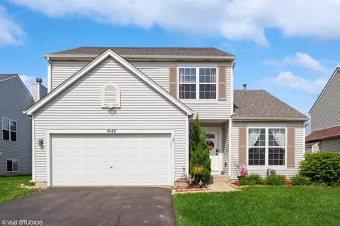 1642 Amaryllis Dr, Romeoville, IL 60446