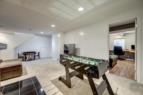 555 Roxbury Dr, Naperville, IL 60565 photo 31