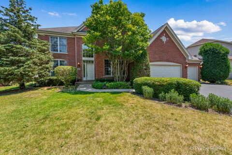 809 Campbell Dr, West Chicago, IL 60185