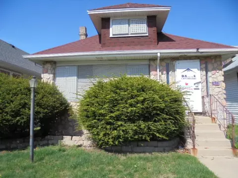 7632 S Merrill Ave, Chicago, IL 60649