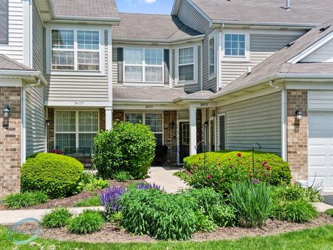 24155 Pear Tree Cir, Plainfield, IL 60585