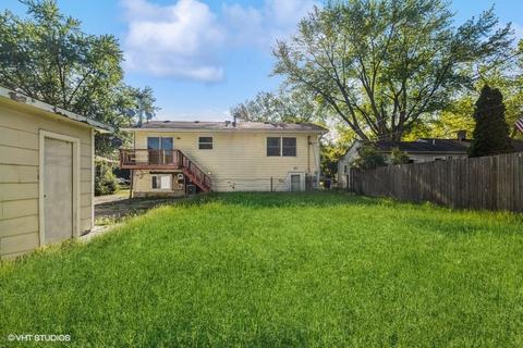 1701 Meadow Ln, Mchenry, IL 60050 photo 4