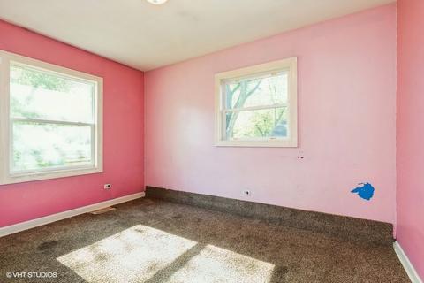1701 Meadow Ln, Mchenry, IL 60050 photo 11