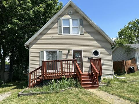 1207 W Wood St, Bloomington, IL 61701