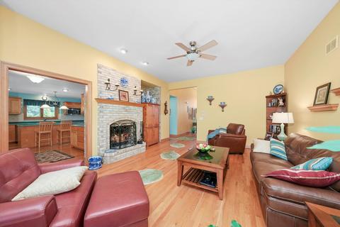 7226 W 73rd St, Bridgeview, IL 60455 photo 9
