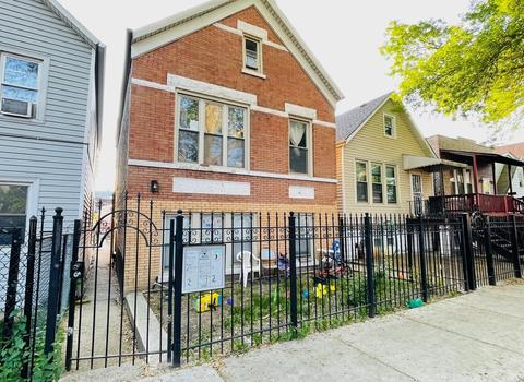 2712 S Troy St, Chicago, IL 60623