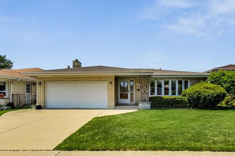 10520 S Kolmar Ave, Oak Lawn, IL 60453