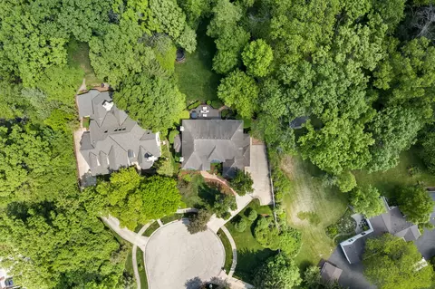 2111 Cesario Cir, Wheaton, IL 60189 photo 46