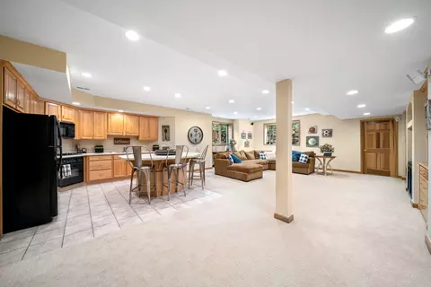 2111 Cesario Cir, Wheaton, IL 60189 photo 26