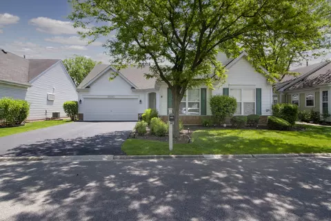 21043 W Walnut Dr, Plainfield, IL 60544